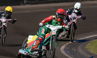 Polonia Piła - Moonfin Magnus Ostrów Wielkopolski 57:32 (galeria)