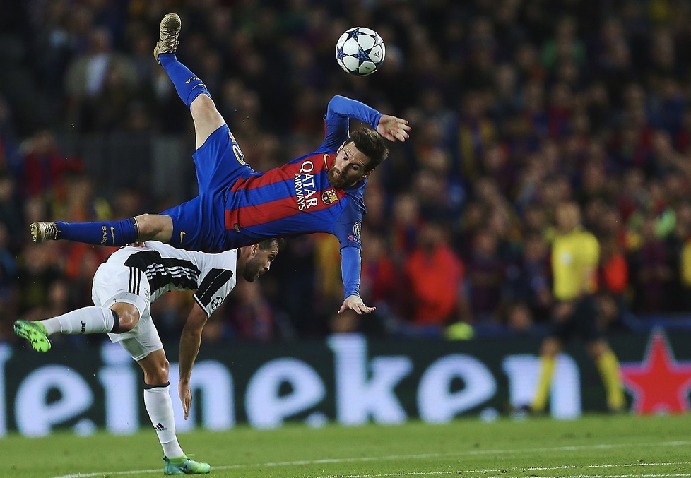 Lionel Messi dwoił się i troił, aby pomóc Barcelonie awansować do...