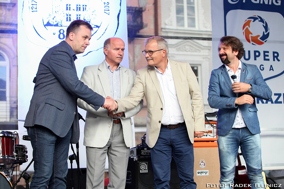 Prezentacja drużyny Piotrkowianina Piotrków Trybunalski na sezon 2017/2018 (galeria)